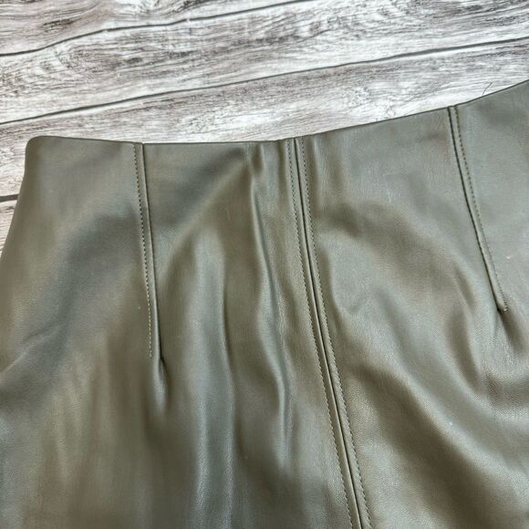 Women's H&M Faux Leather Mini Skirt Olive Green Size 8 Pencil Workwear - Picture 8 of 14